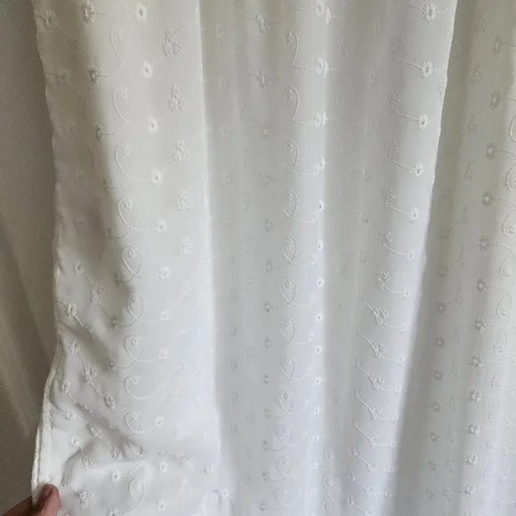 Le Lis White Puff Sleeve Sundress - Picture 5 of 7